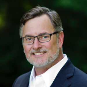 Robert McMillan headshot